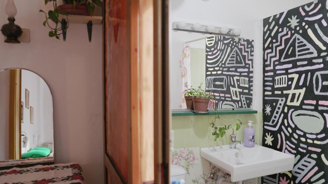 Mi Casa Es Tu Casa - Shkodra Backpackers Hostel Eksteriør bilde