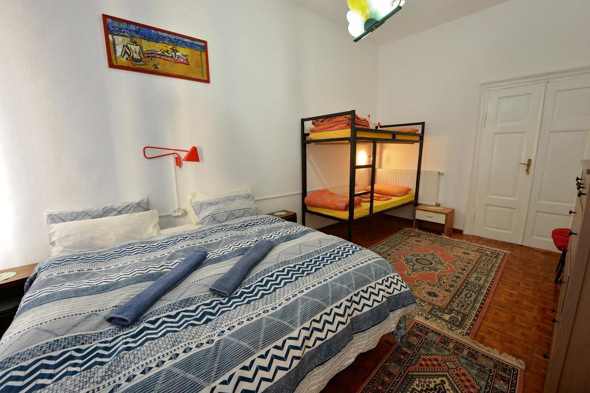 Mi Casa Es Tu Casa - Shkodra Backpackers Hostel Rom bilde