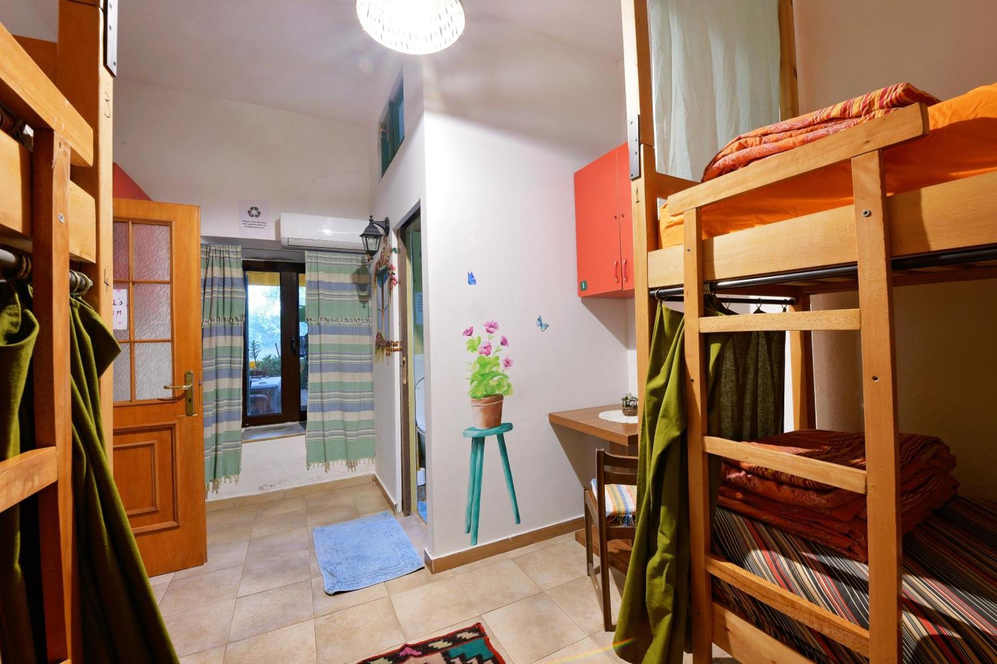 Mi Casa Es Tu Casa - Shkodra Backpackers Hostel Eksteriør bilde