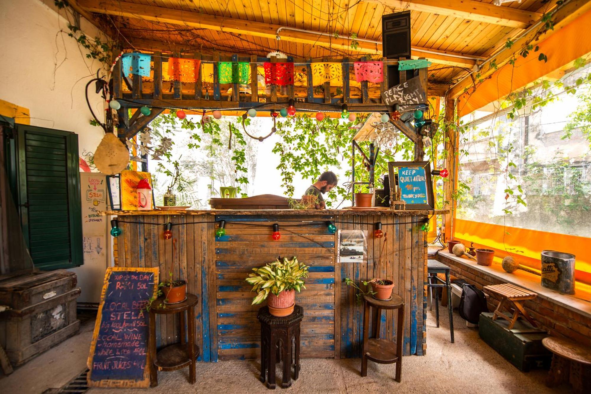 Mi Casa Es Tu Casa - Shkodra Backpackers Hostel Eksteriør bilde