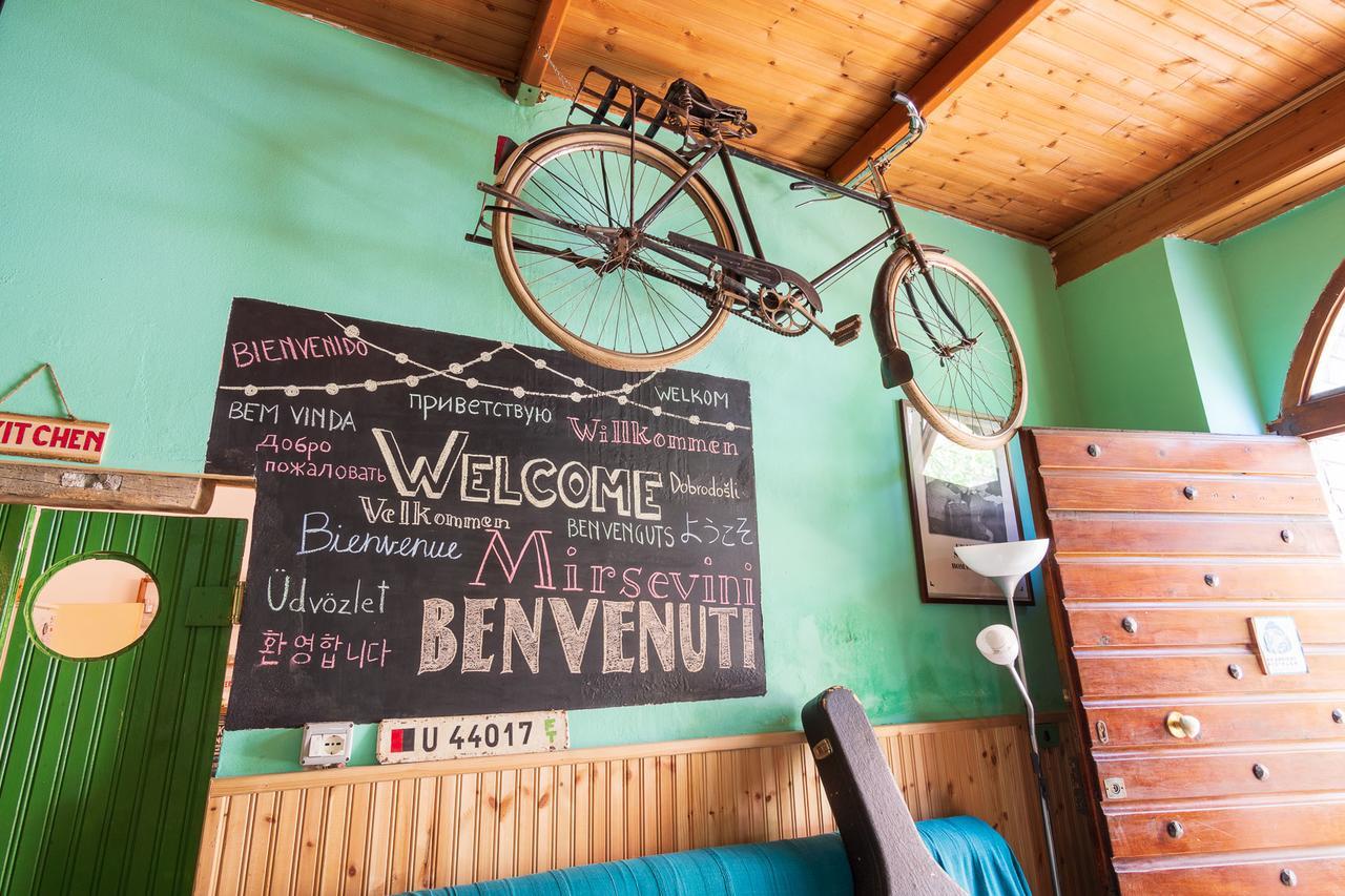 Mi Casa Es Tu Casa - Shkodra Backpackers Hostel Eksteriør bilde
